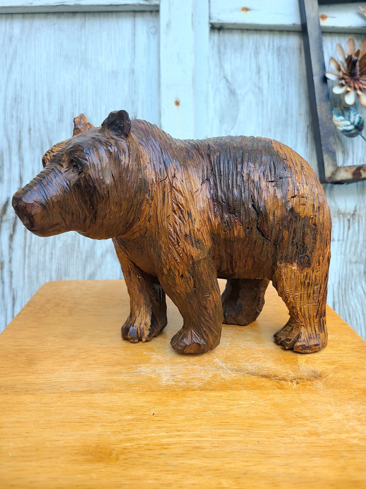 Grizzly Bear - wood carving