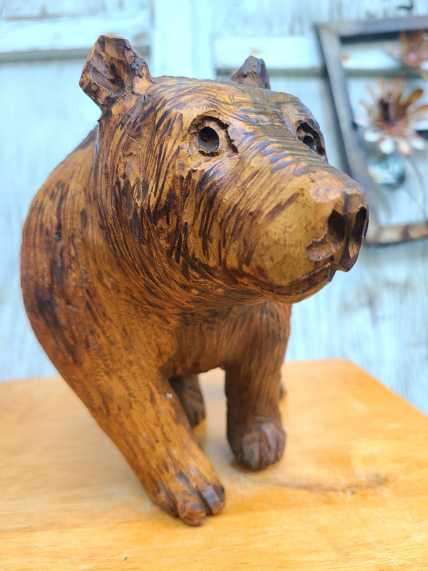 Grizzly Bear - wood carving