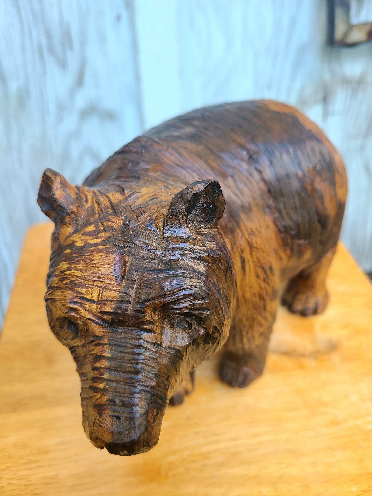 Grizzly Bear - wood carving