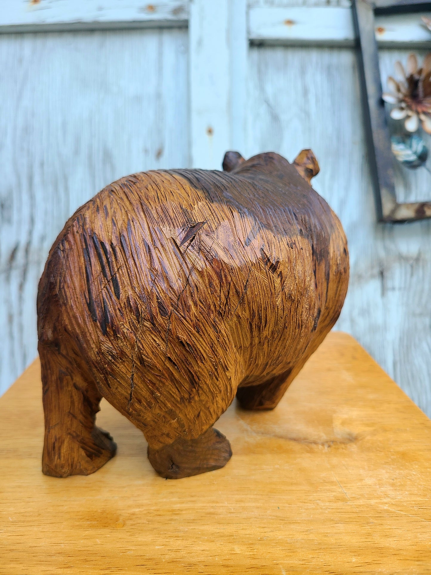 Grizzly Bear - wood carving